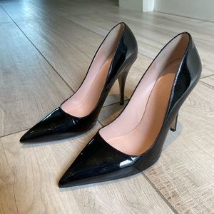 Black patent Kate Spade Pumps